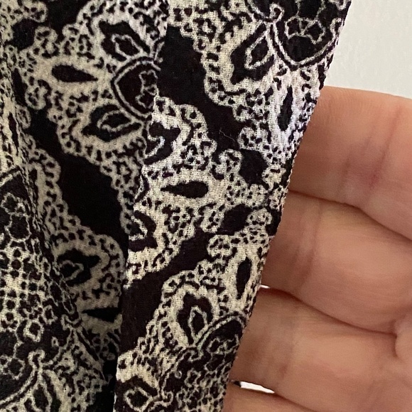 Pleione lightweight made in USA Pleione hi low hem blouse size M - Picture 5 of 8